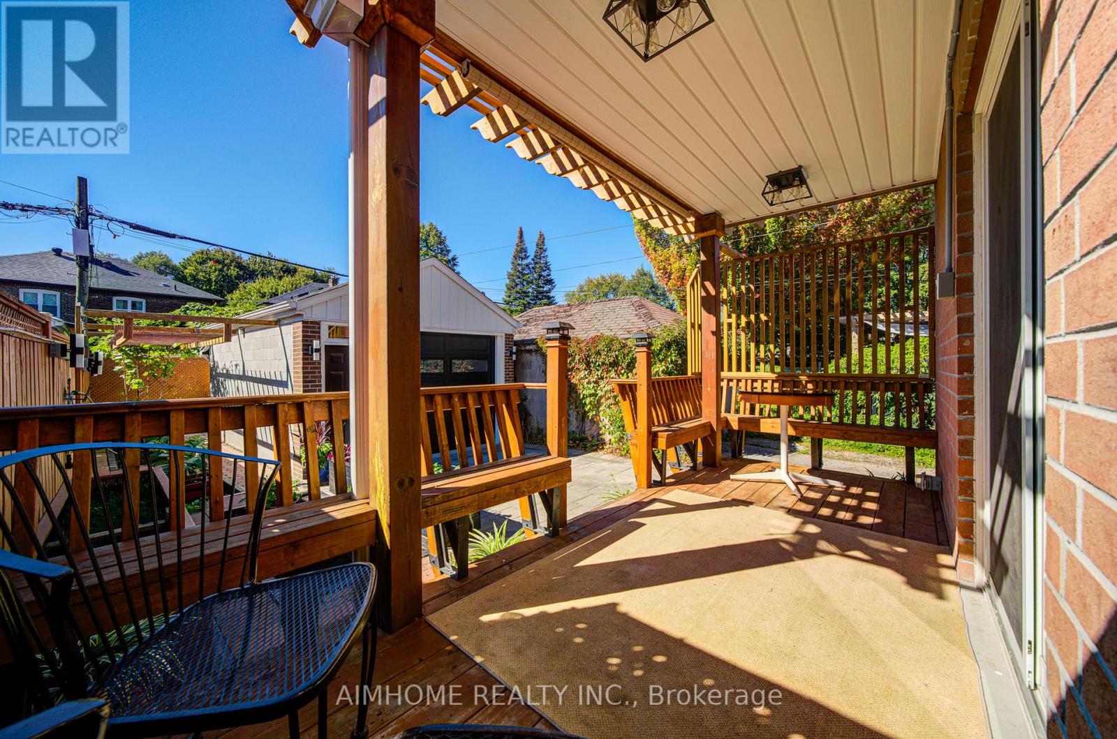 96 Highfield Road, Toronto, Ontario  M4L 2V1 - Photo 47 - E12441337