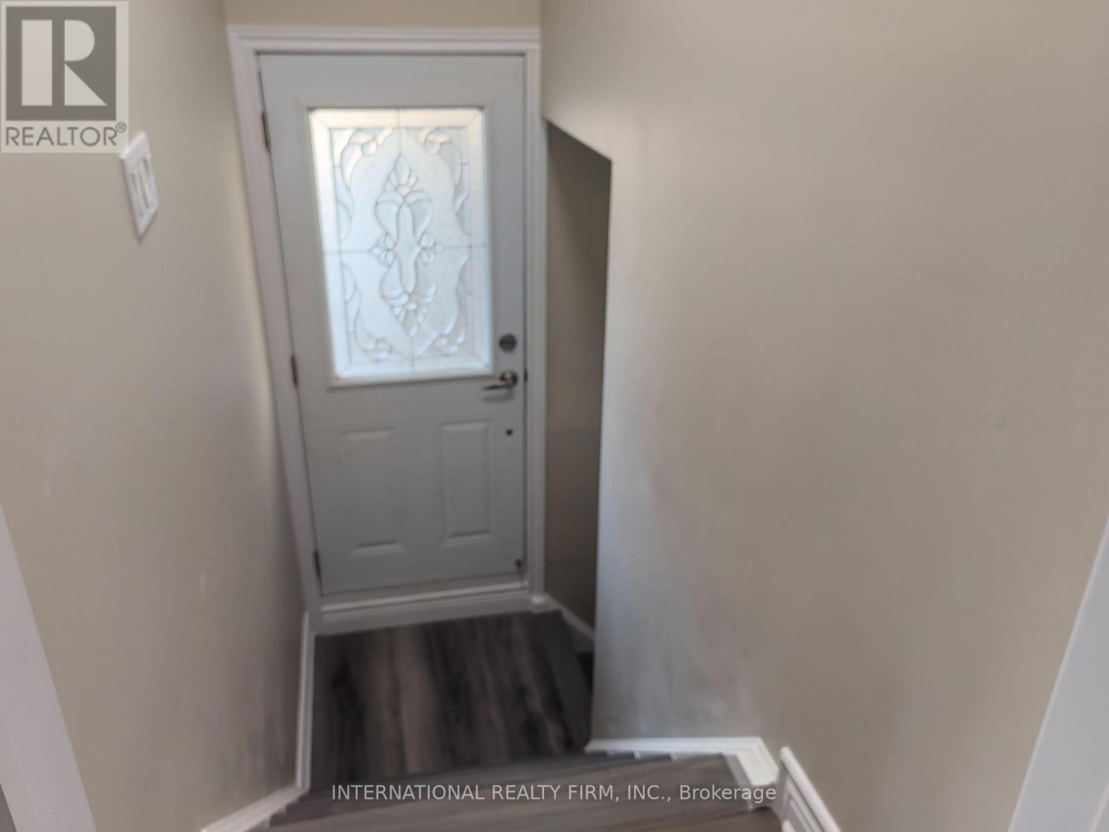 463 Rossland Road E, Oshawa, Ontario  L1G 2X3 - Photo 13 - E12441357