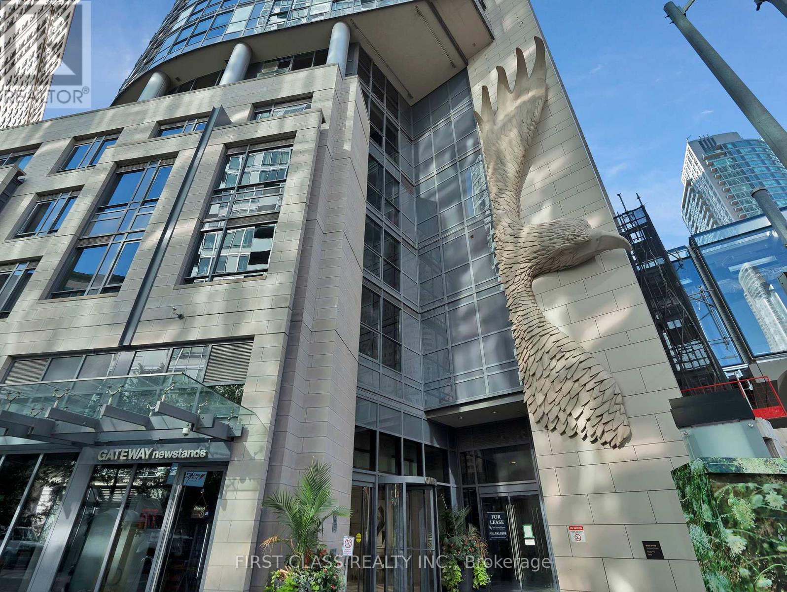 3309 - 1 The Esplanade Avenue, Toronto, Ontario  M5E 0A8 - Photo 15 - C12431230