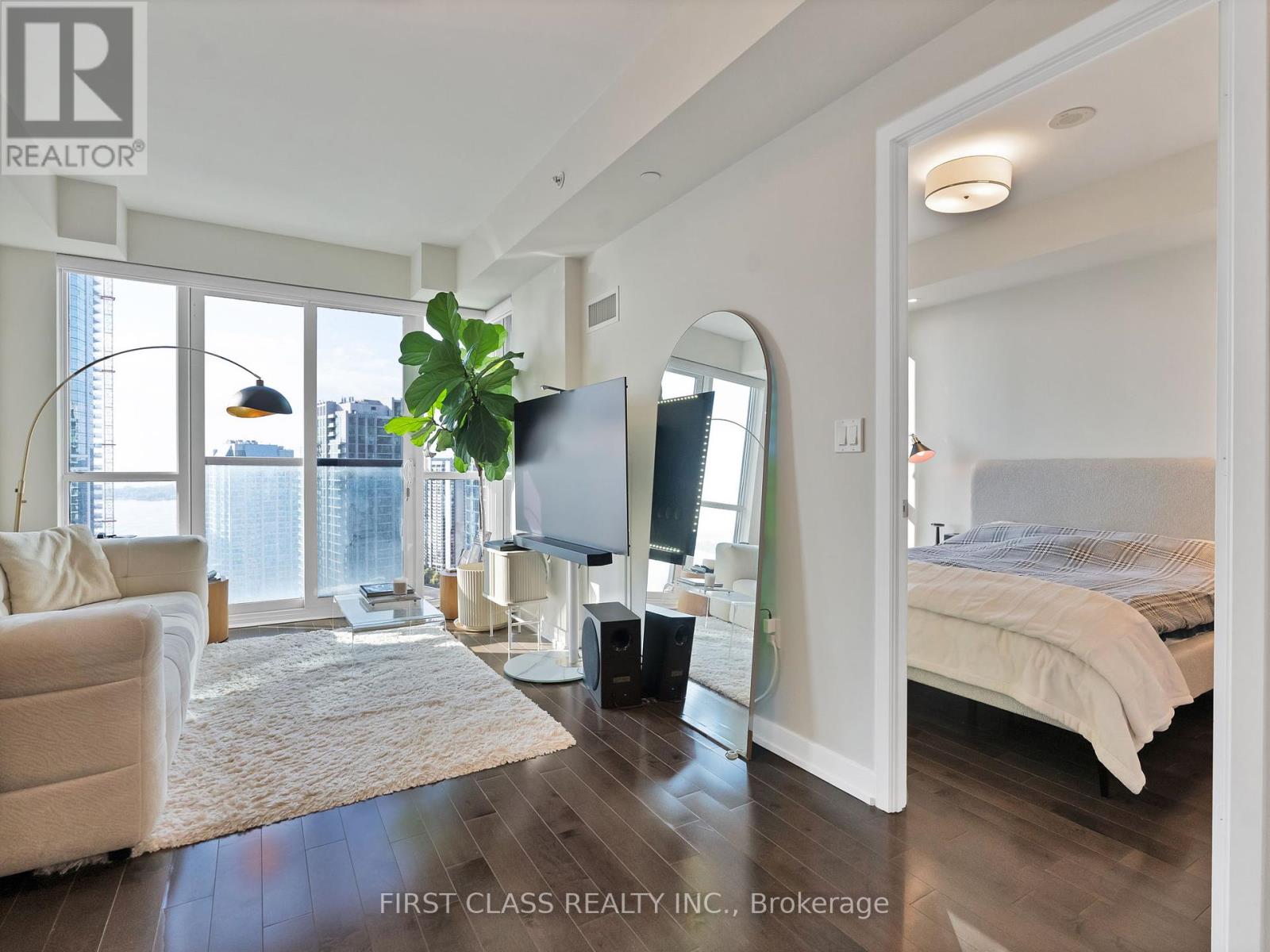 3309 - 1 The Esplanade Avenue, Toronto, Ontario  M5E 0A8 - Photo 3 - C12431230