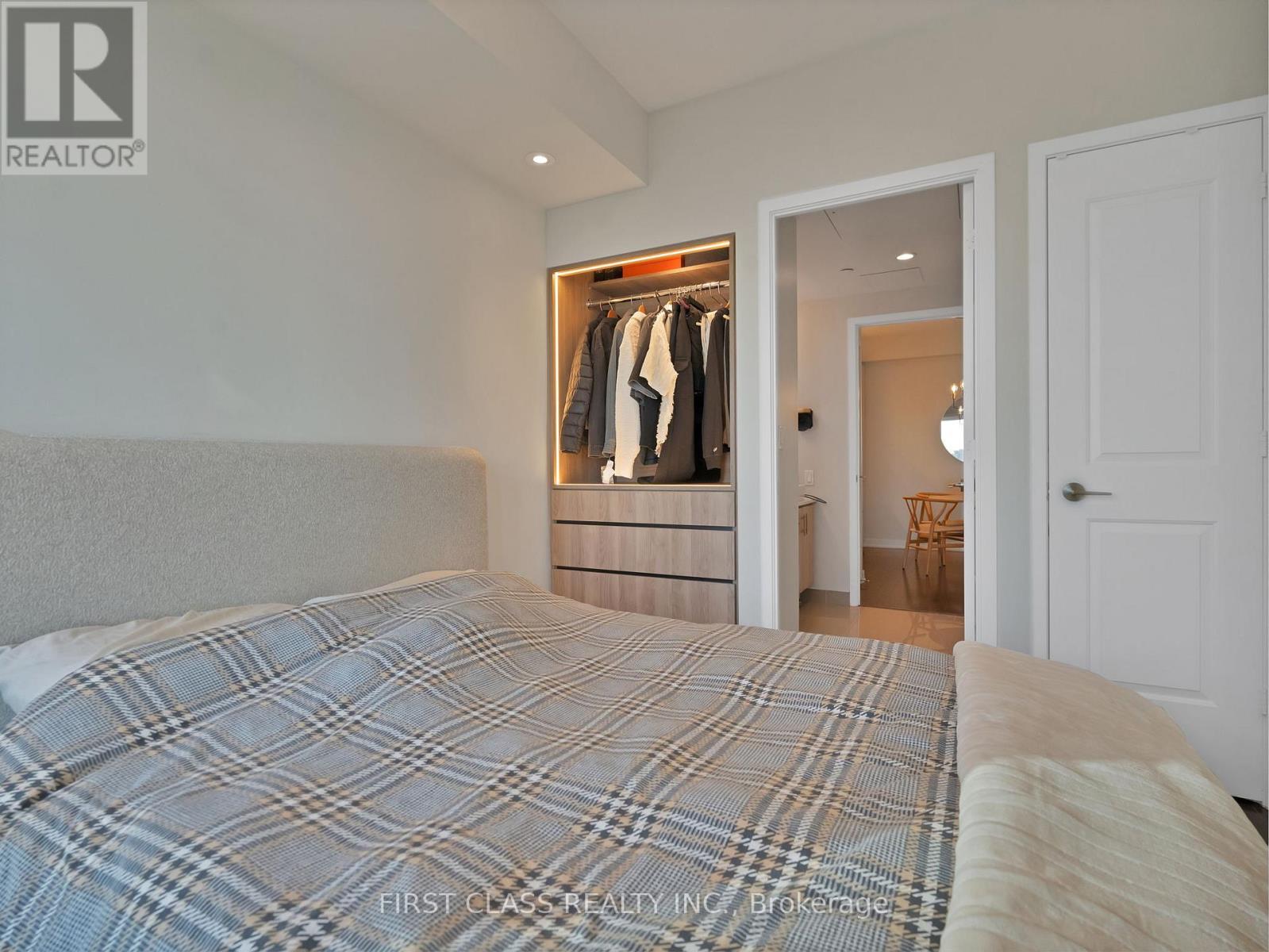 3309 - 1 The Esplanade Avenue, Toronto, Ontario  M5E 0A8 - Photo 8 - C12431230