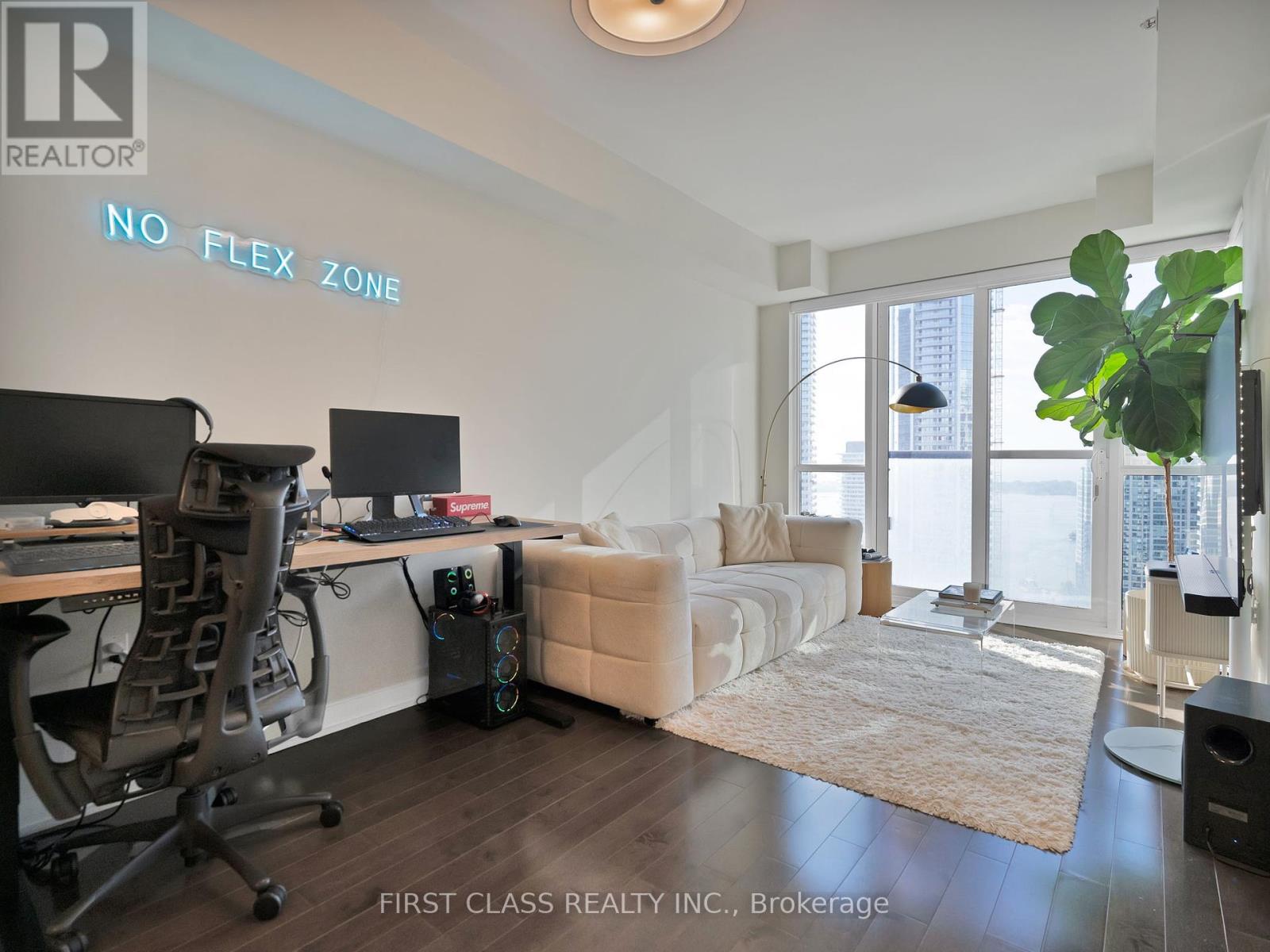3309 - 1 The Esplanade Avenue, Toronto, Ontario  M5E 0A8 - Photo 6 - C12431230