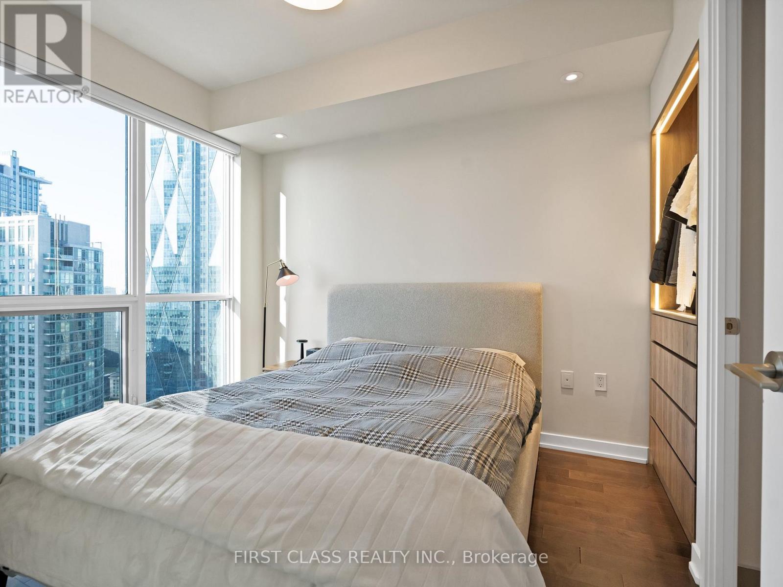 3309 - 1 The Esplanade Avenue, Toronto, Ontario  M5E 0A8 - Photo 7 - C12431230