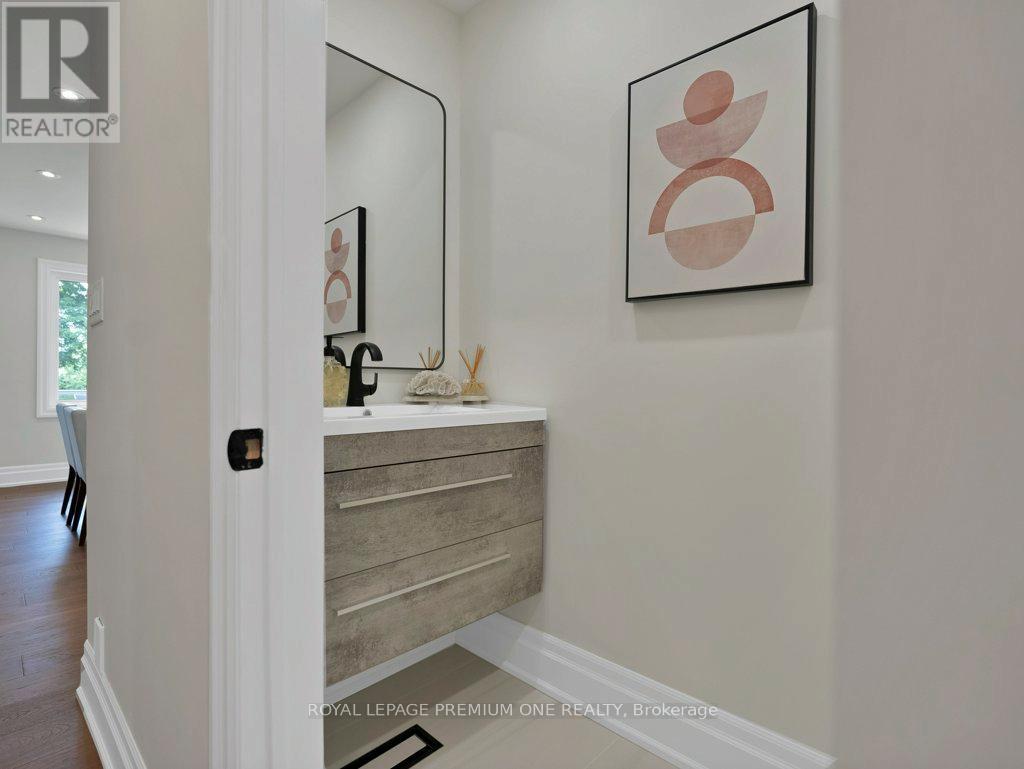 27 Cain Court, King, Ontario  L0G 1N0 - Photo 11 - N12441294