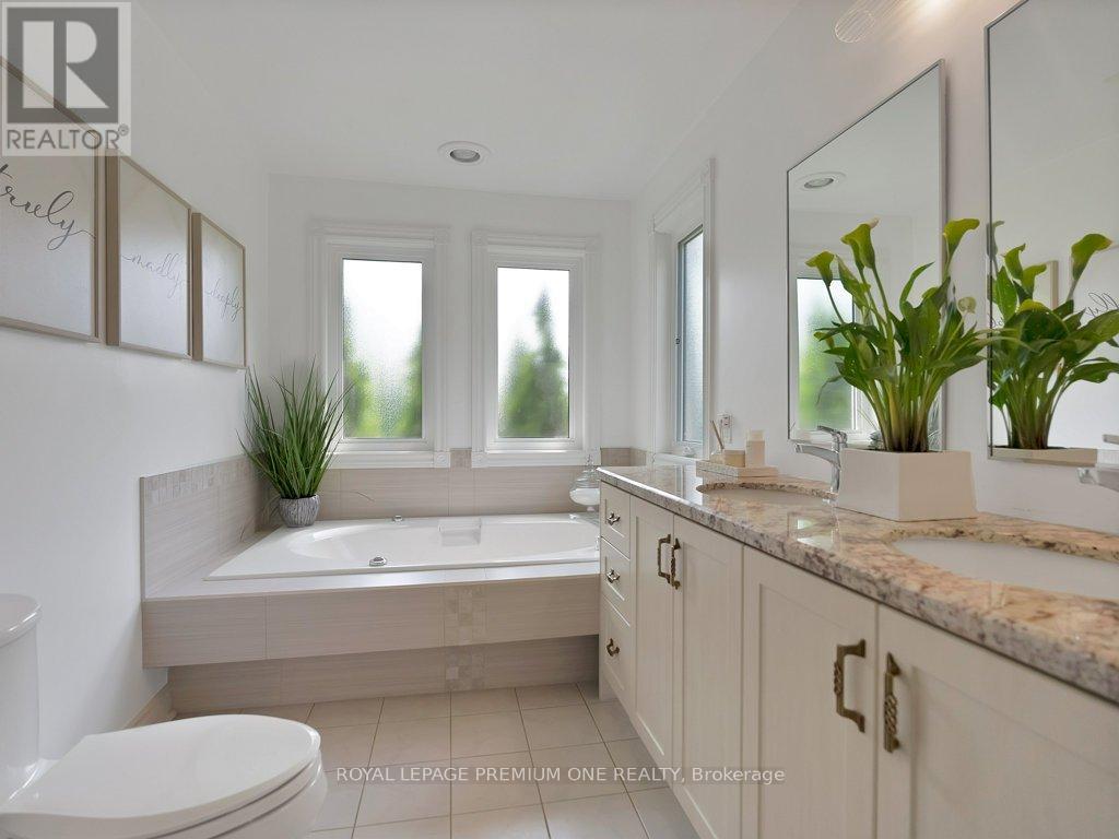 27 Cain Court, King, Ontario  L0G 1N0 - Photo 16 - N12441294