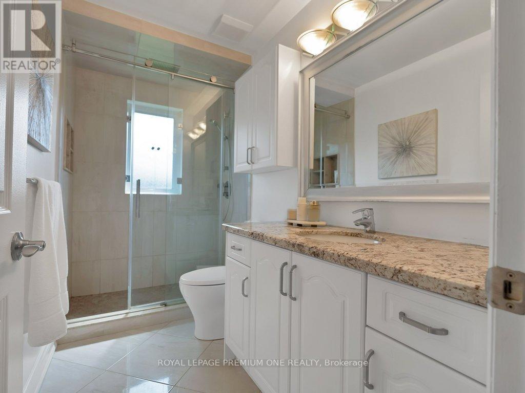 27 Cain Court, King, Ontario  L0G 1N0 - Photo 19 - N12441294