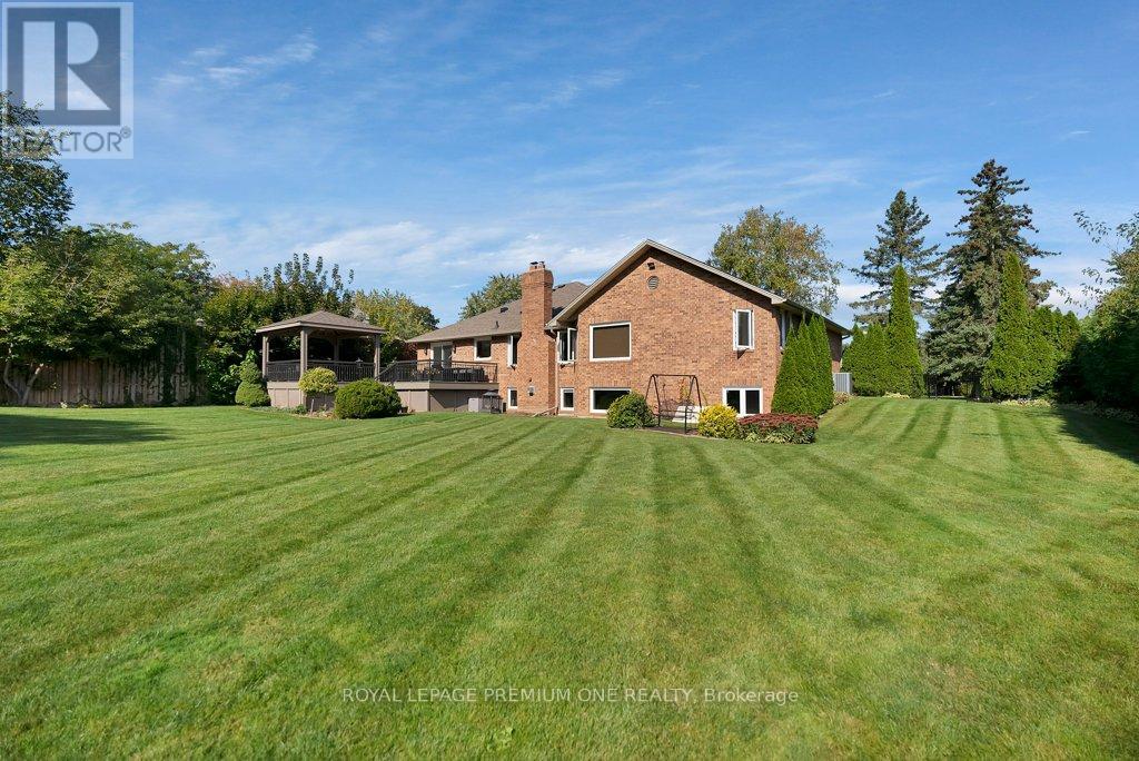 27 Cain Court, King, Ontario  L0G 1N0 - Photo 25 - N12441294