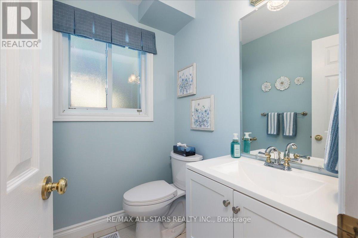 811 Grace Street S, Newmarket, Ontario  L3Y 2L6 - Photo 8 - N12441301