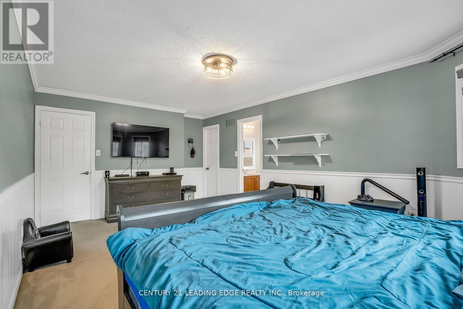 21 Brushwood Crescent, Barrie, Ontario  L4N 7G6 - Photo 25 - S12441312