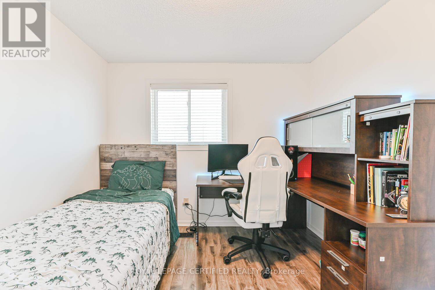 37 Newbridge Crescent, Brampton, Ontario  L6S 4B5 - Photo 25 - W12229038