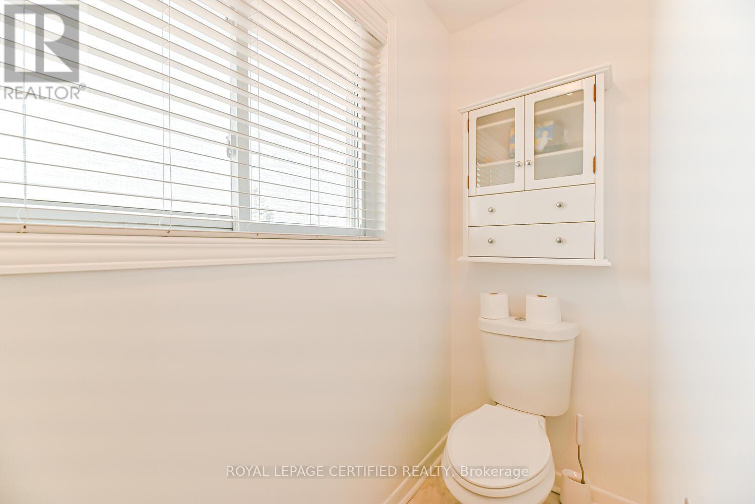 37 Newbridge Crescent, Brampton, Ontario  L6S 4B5 - Photo 28 - W12229038