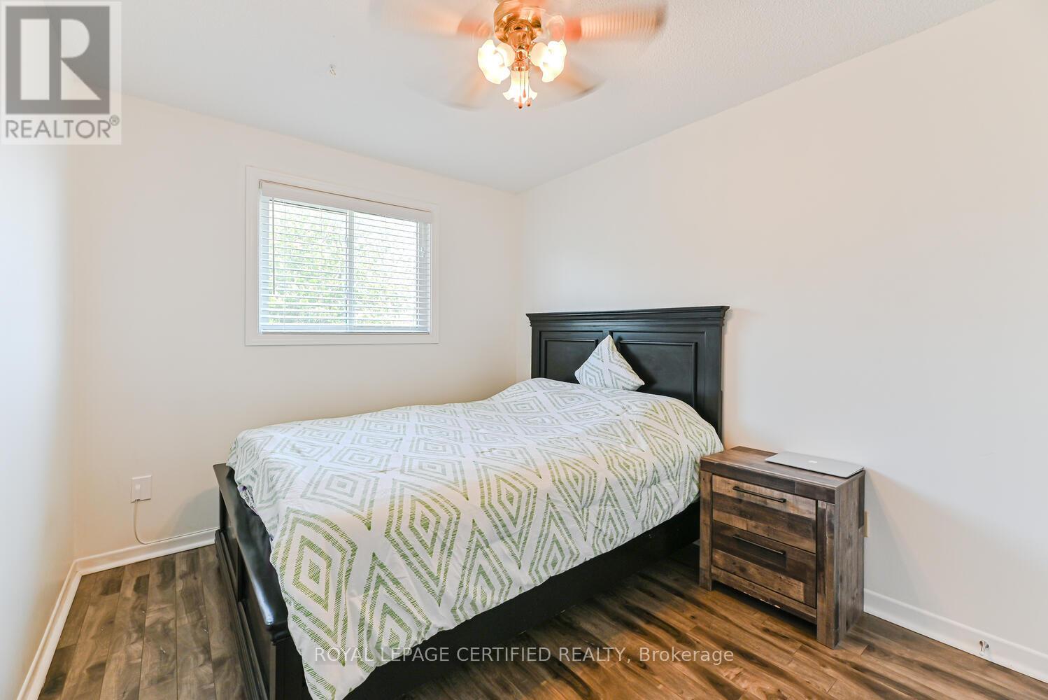 37 Newbridge Crescent, Brampton, Ontario  L6S 4B5 - Photo 33 - W12229038