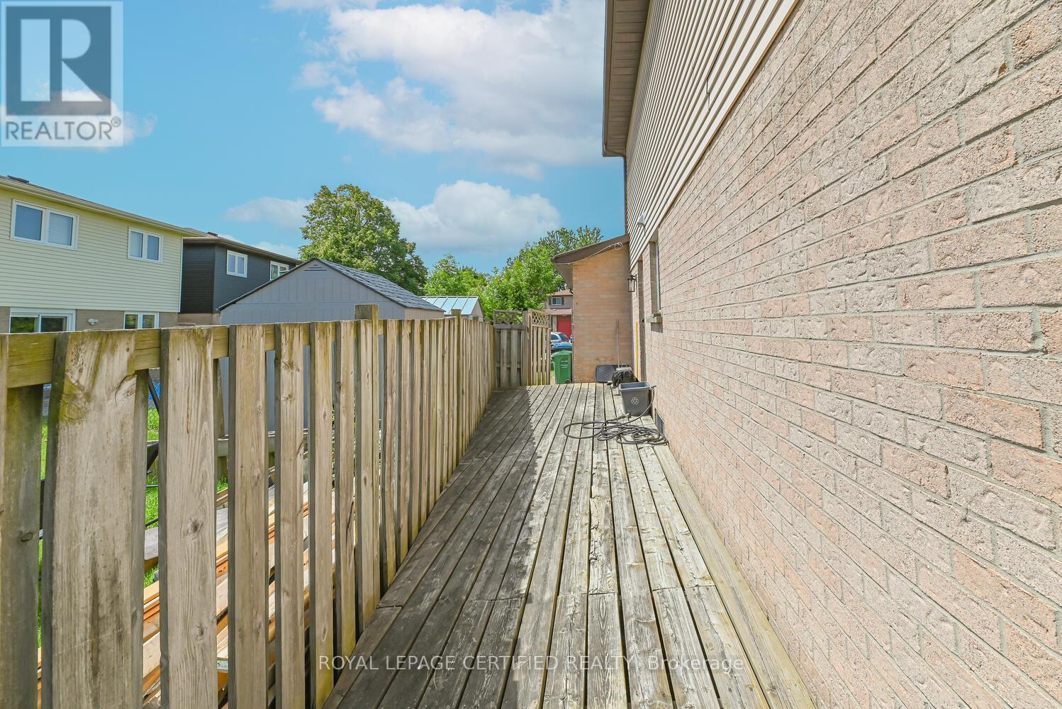 37 Newbridge Crescent, Brampton, Ontario  L6S 4B5 - Photo 48 - W12229038