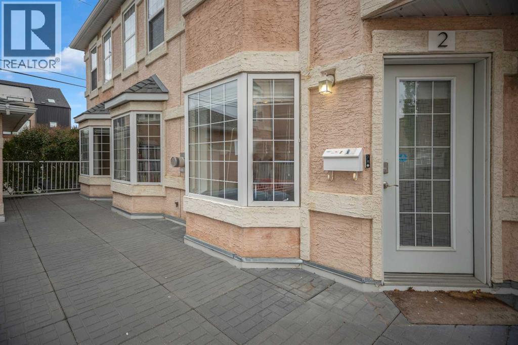 2, 2208 29 Street Sw, Calgary, Alberta  T3E 2K2 - Photo 3 - A2261484