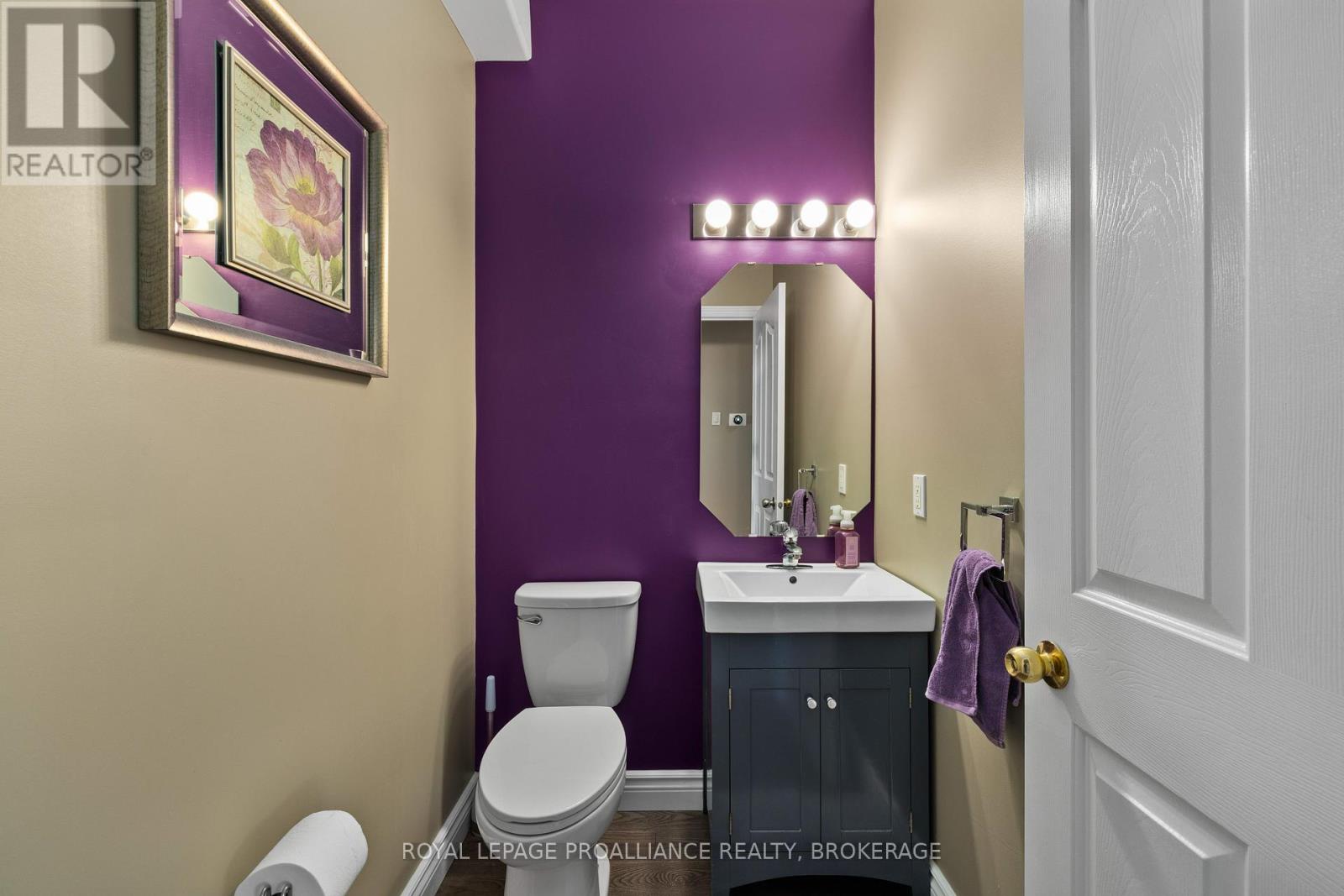 2153 Swanfield Street, Kingston, Ontario  K7M 0A9 - Photo 20 - X12441360