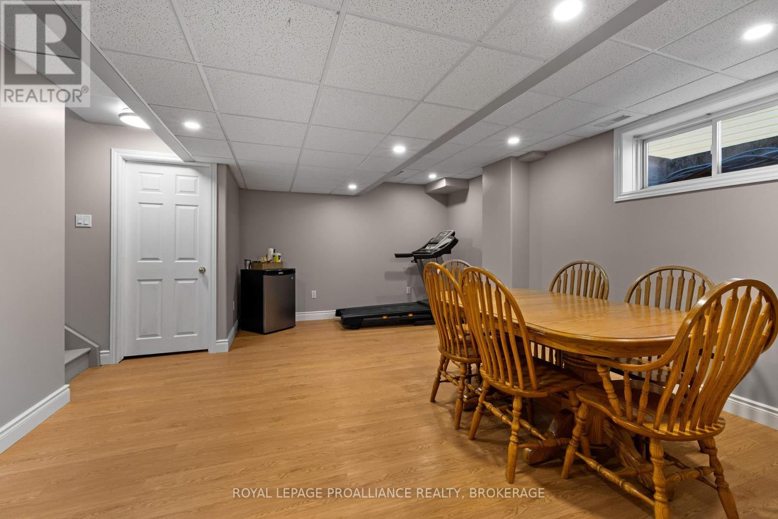 2153 Swanfield Street, Kingston, Ontario  K7M 0A9 - Photo 33 - X12441360