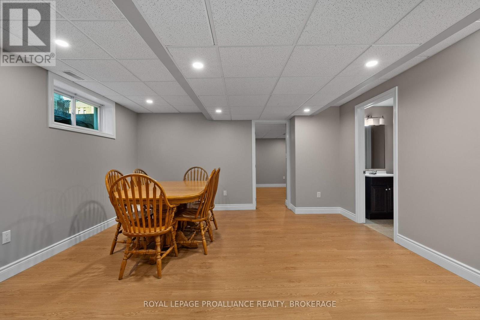 2153 Swanfield Street, Kingston, Ontario  K7M 0A9 - Photo 32 - X12441360