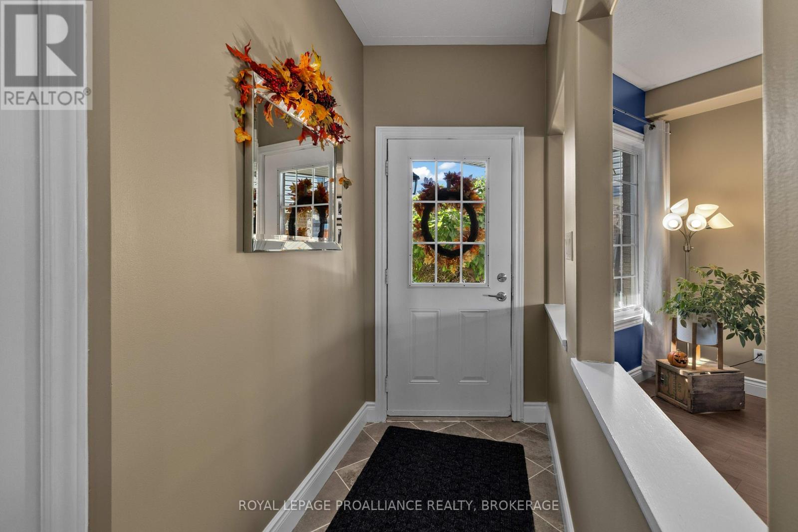 2153 Swanfield Street, Kingston, Ontario  K7M 0A9 - Photo 6 - X12441360