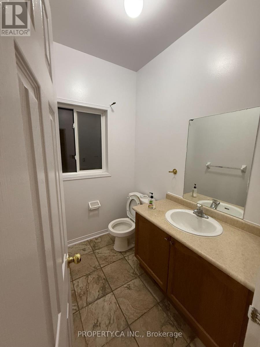 14 Owens Road, Brampton, Ontario  L6X 0S1 - Photo 17 - W12441292