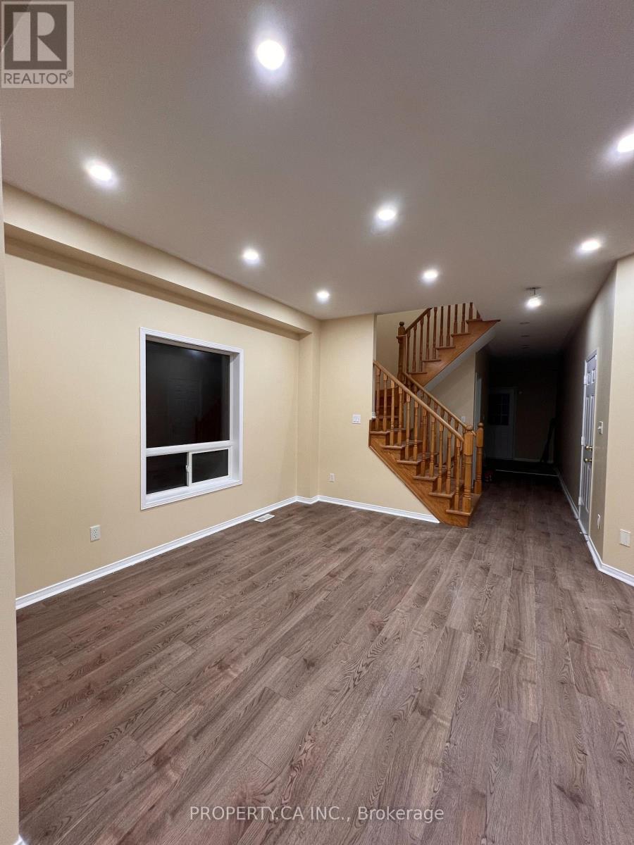 14 Owens Road, Brampton, Ontario  L6X 0S1 - Photo 2 - W12441292