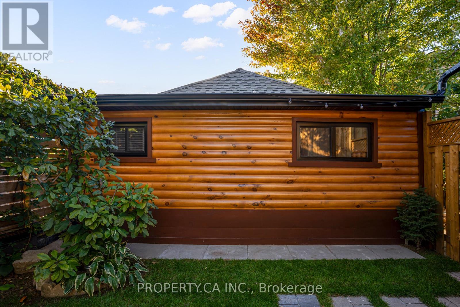 Garden Studio - 38 Royal Street, Toronto, Ontario  M6N 3Z4 - Photo 21 - W12441322