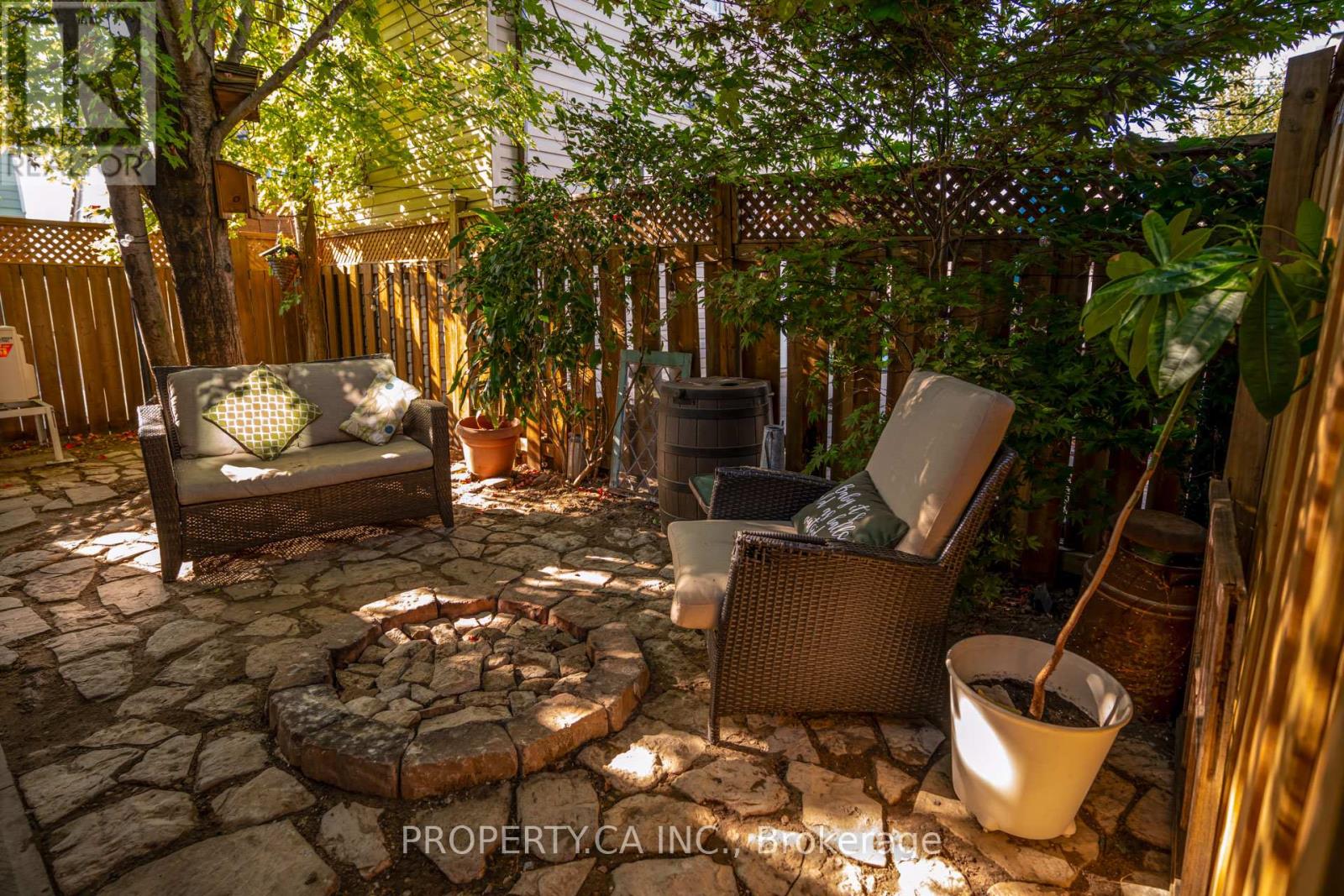 Garden Studio - 38 Royal Street, Toronto, Ontario  M6N 3Z4 - Photo 22 - W12441322