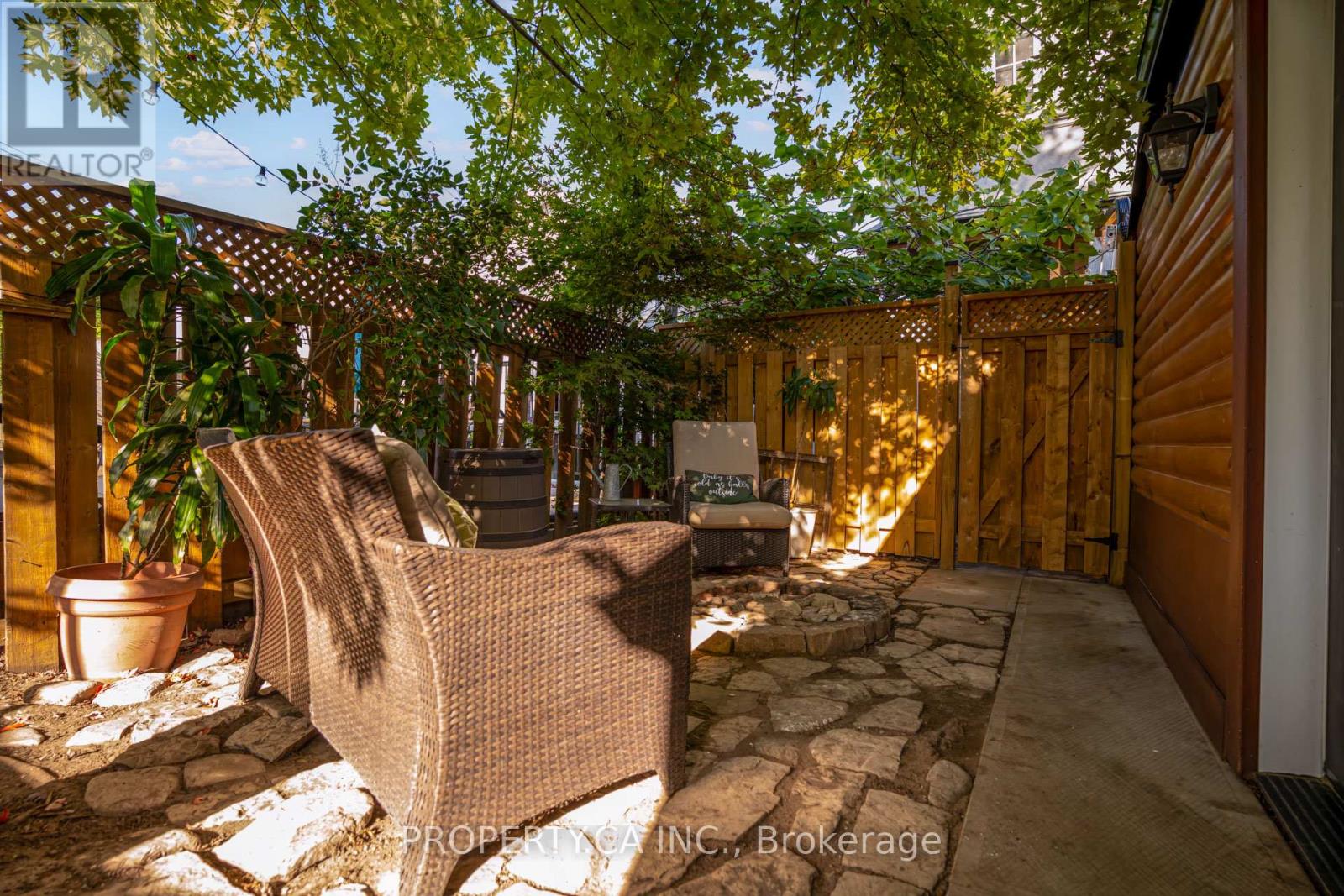 Garden Studio - 38 Royal Street, Toronto, Ontario  M6N 3Z4 - Photo 23 - W12441322