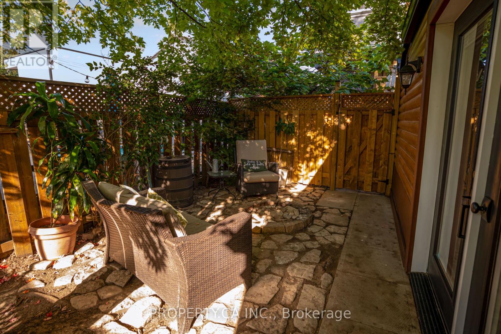 Garden Studio - 38 Royal Street, Toronto, Ontario  M6N 3Z4 - Photo 4 - W12441322