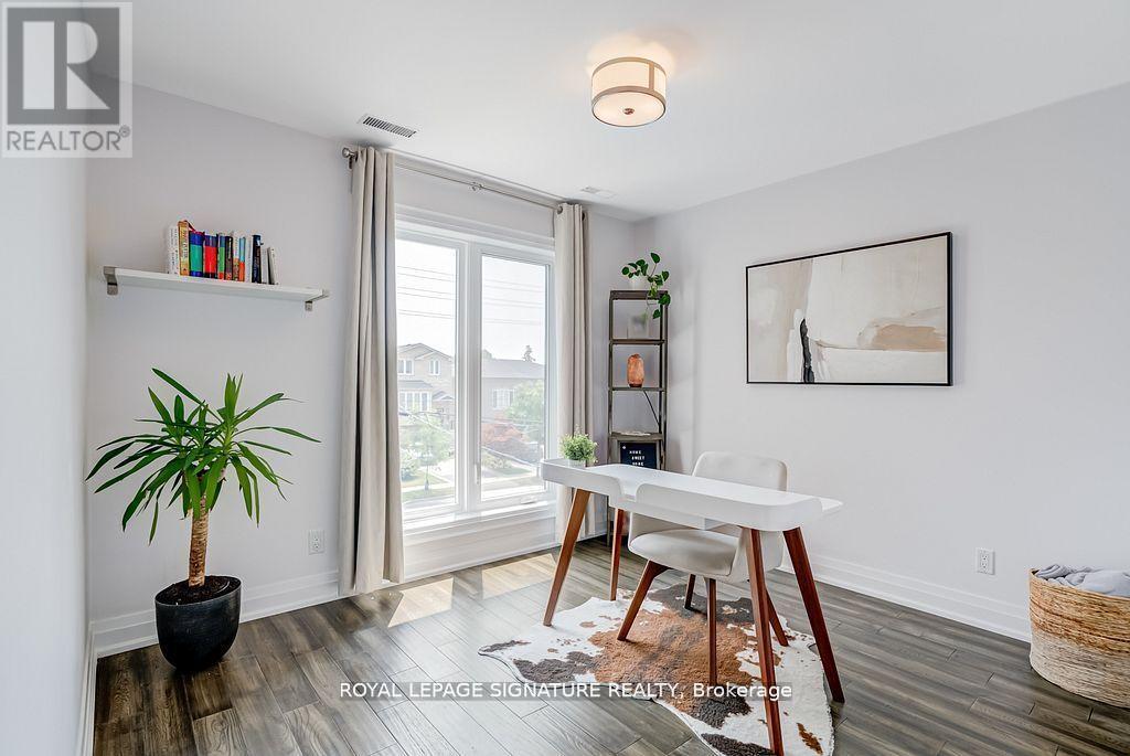 110 Evans Avenue, Toronto, Ontario  M8Z 1H9 - Photo 20 - W12441328