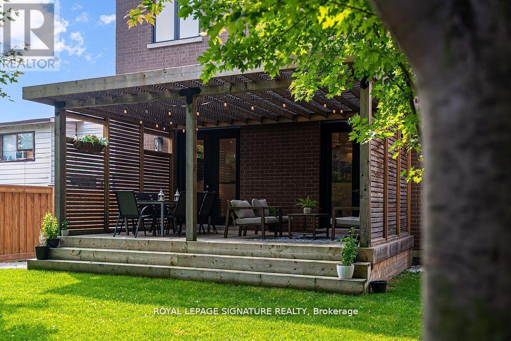 110 Evans Avenue, Toronto, Ontario  M8Z 1H9 - Photo 30 - W12441328