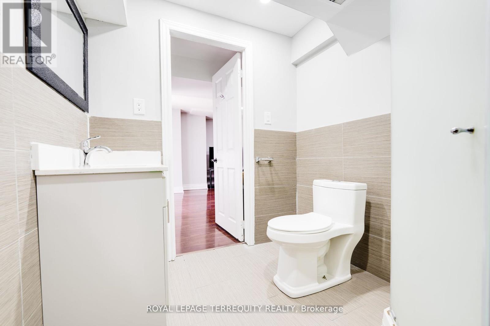 4242 Petersburg Crescent, Mississauga, Ontario  L4Z 2T3 - Photo 30 - W12441329
