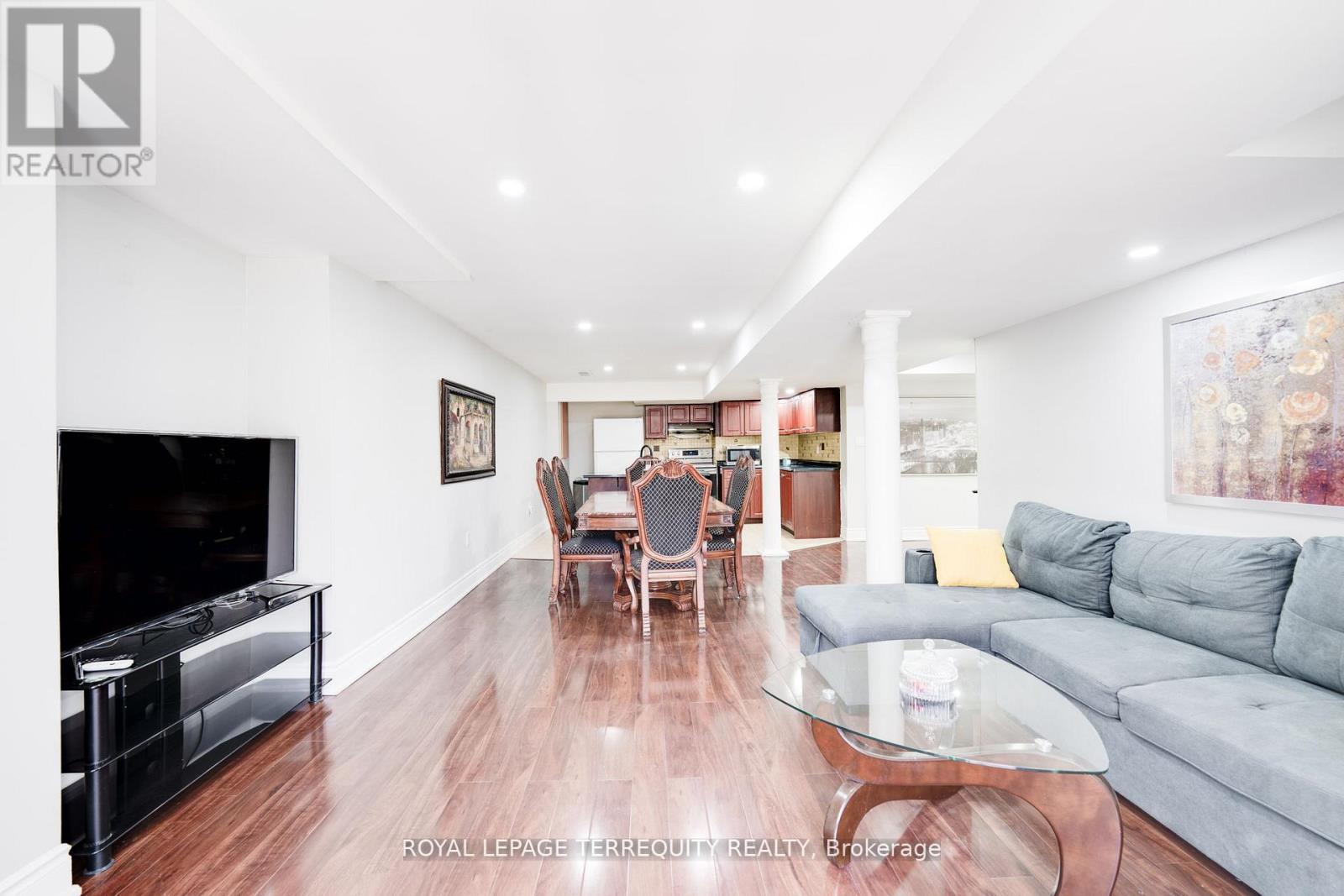 4242 Petersburg Crescent, Mississauga, Ontario  L4Z 2T3 - Photo 32 - W12441329