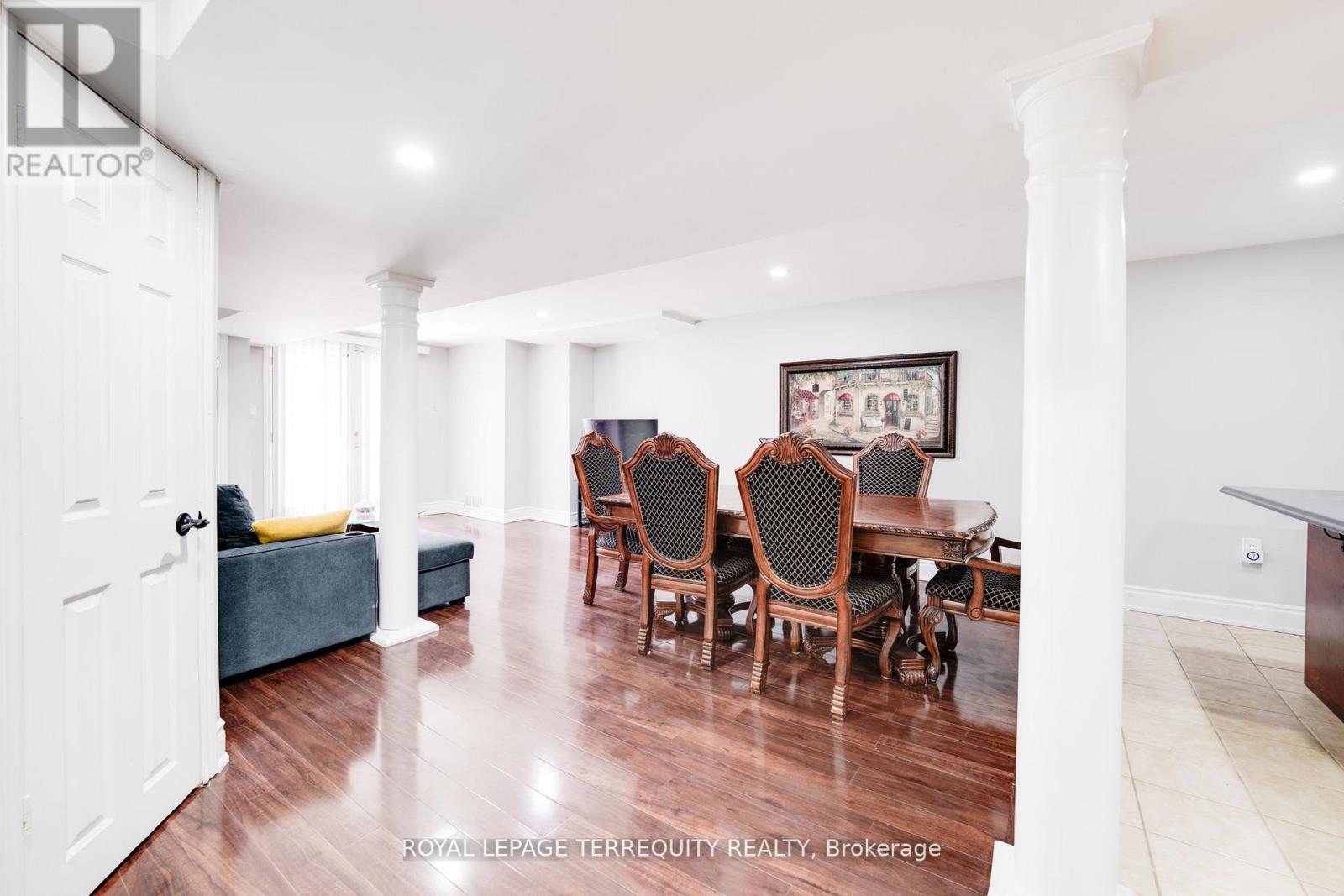 4242 Petersburg Crescent, Mississauga, Ontario  L4Z 2T3 - Photo 33 - W12441329