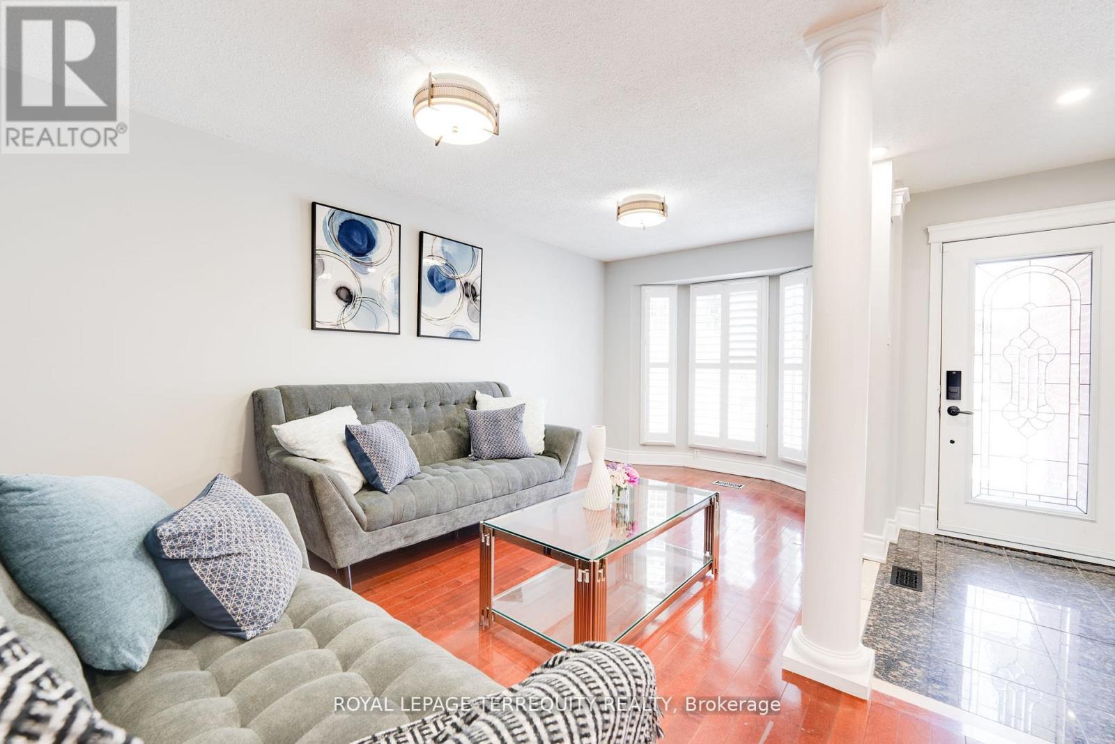 4242 Petersburg Crescent, Mississauga, Ontario  L4Z 2T3 - Photo 4 - W12441329