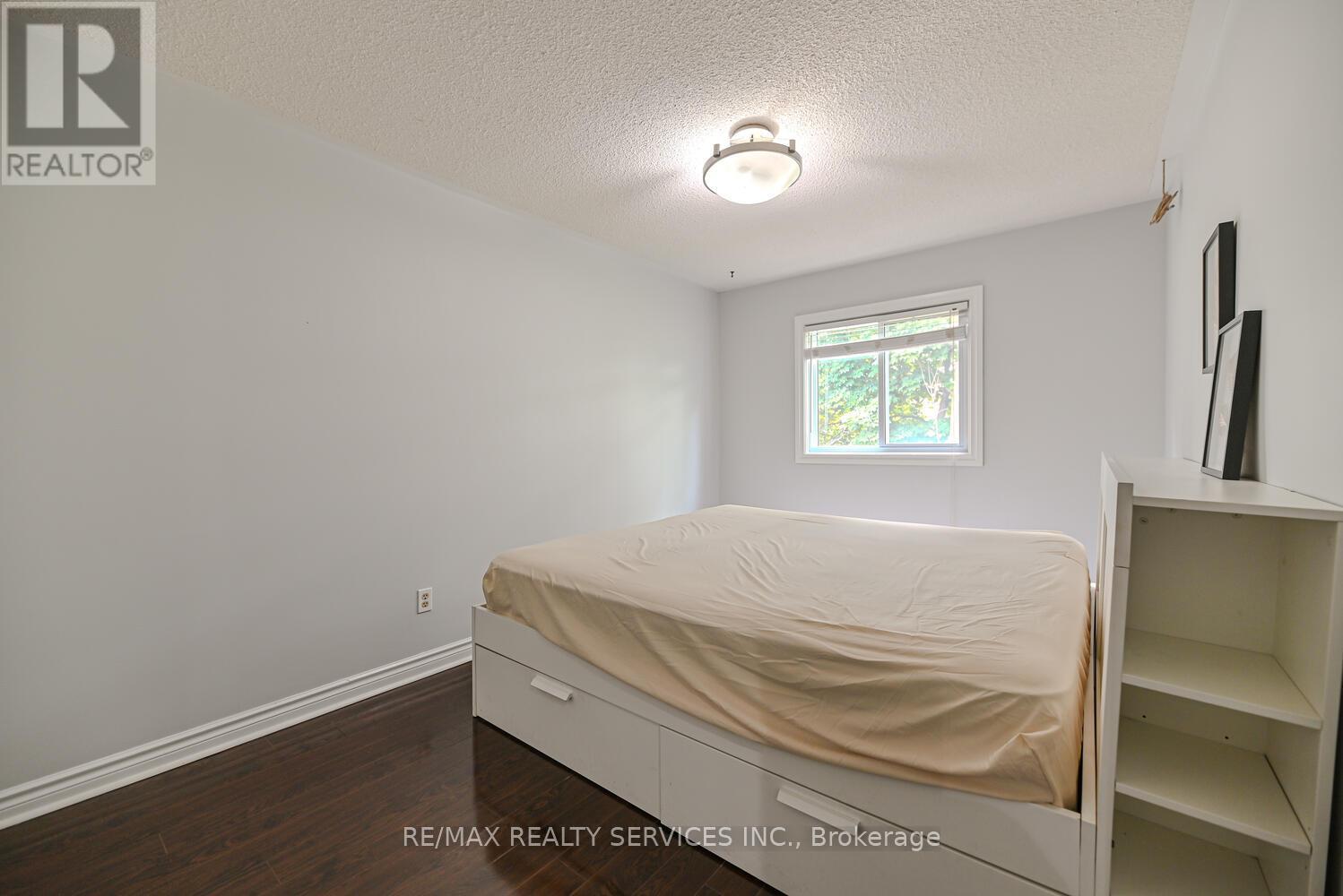 6 - 110 Heathcliffe Square, Brampton, Ontario  L6S 5R1 - Photo 30 - W12441346