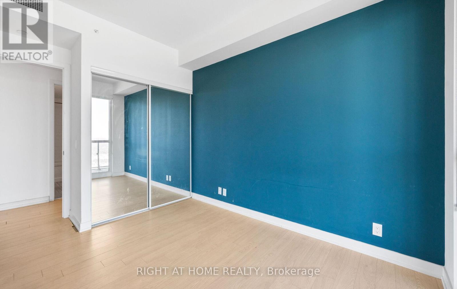 3409 - 10 Park Lawn Road, Toronto, Ontario  M8V 0H9 - Photo 10 - W12441359
