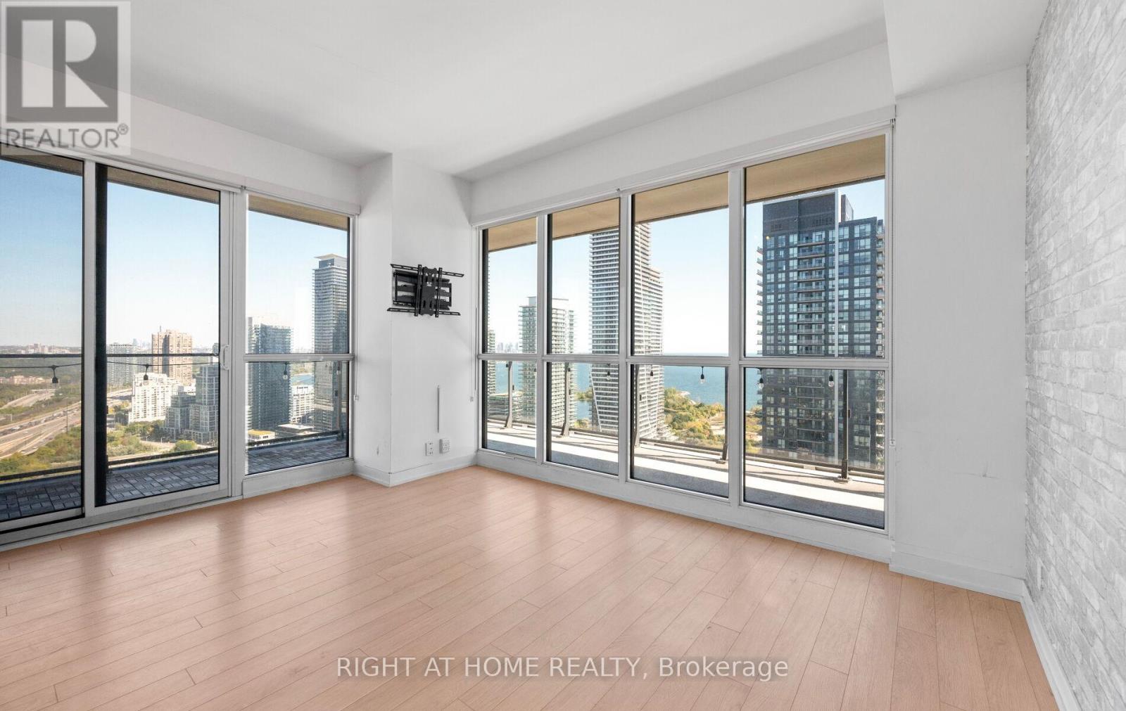 3409 - 10 Park Lawn Road, Toronto, Ontario  M8V 0H9 - Photo 5 - W12441359