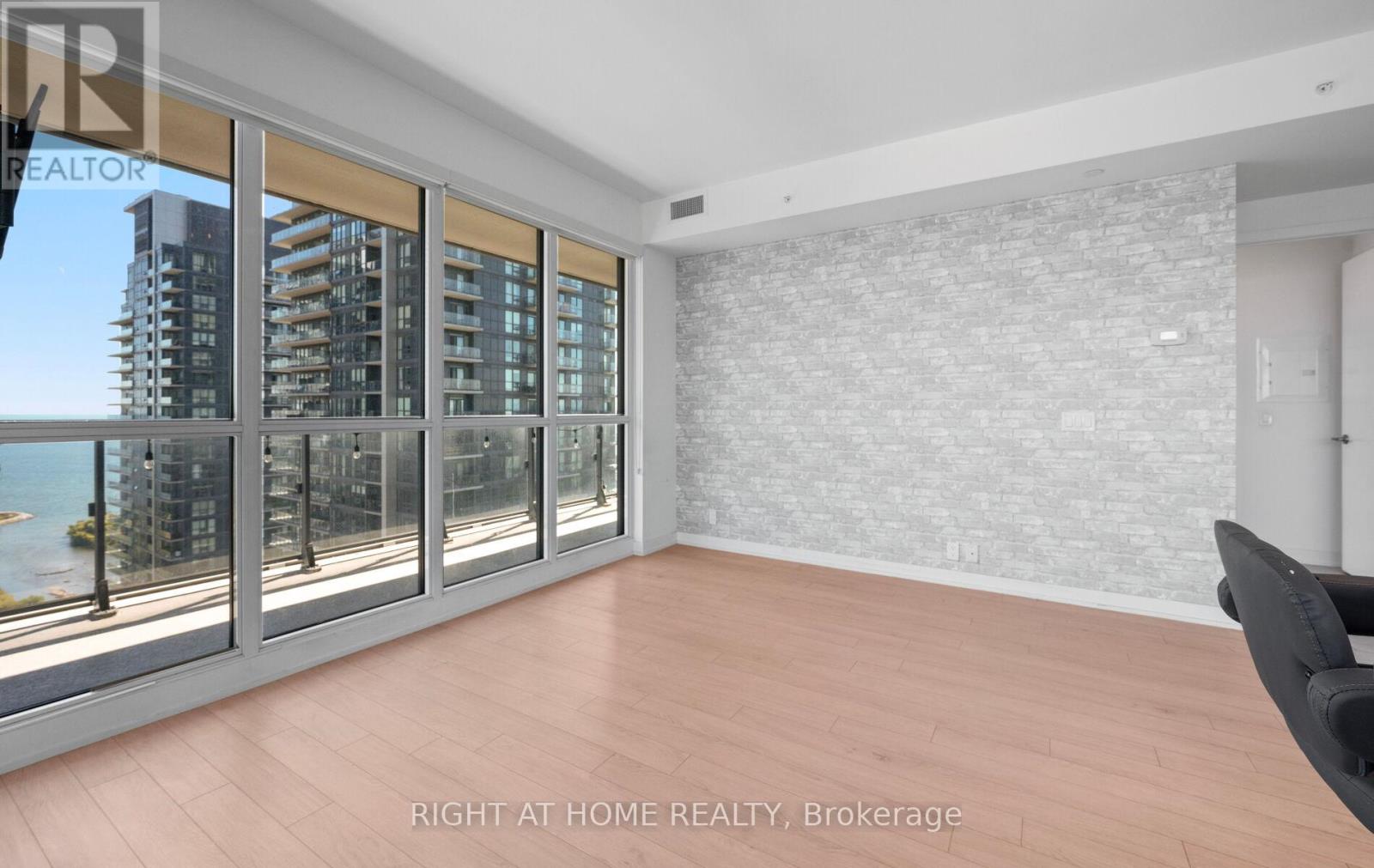 3409 - 10 Park Lawn Road, Toronto, Ontario  M8V 0H9 - Photo 6 - W12441359