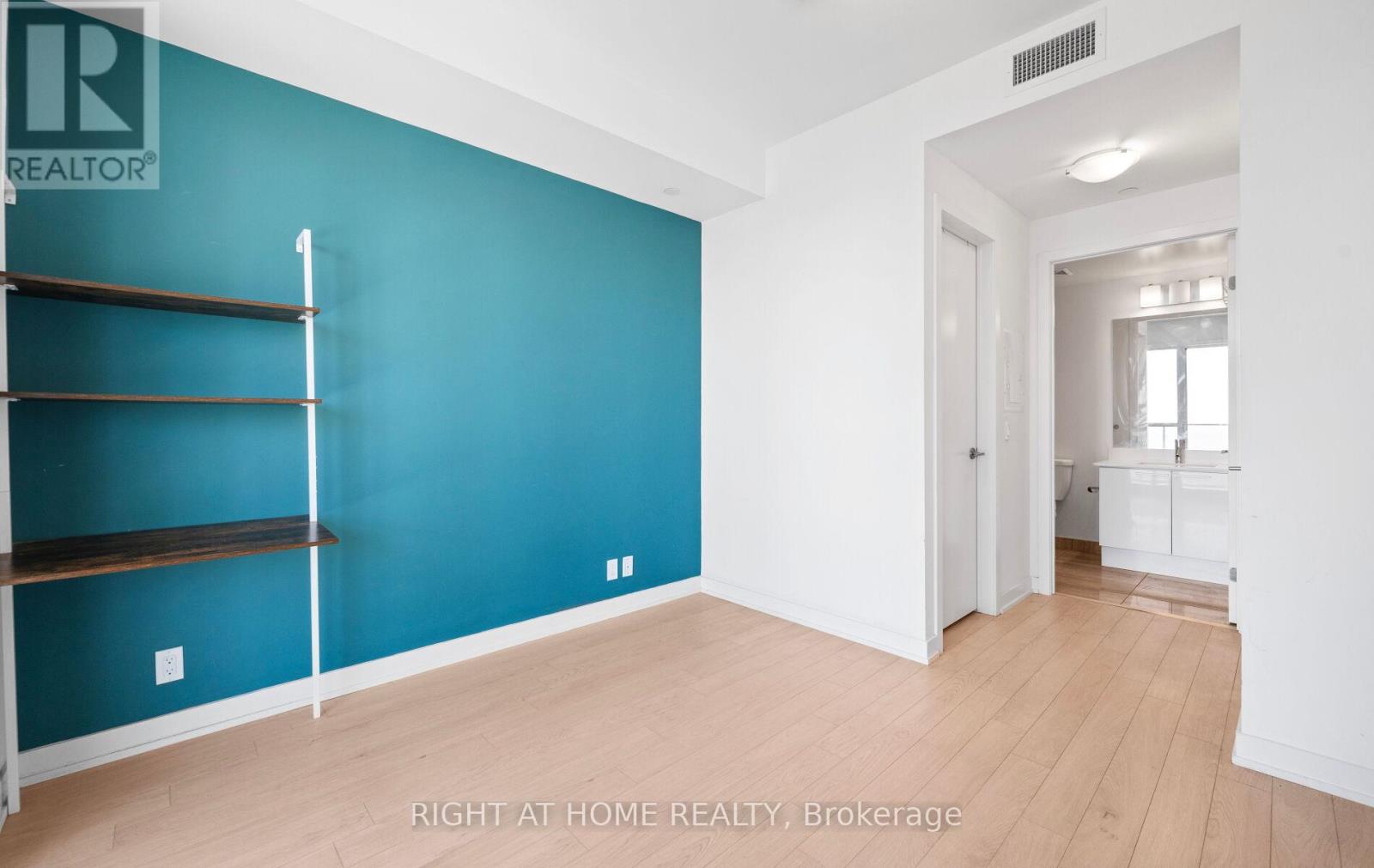 3409 - 10 Park Lawn Road, Toronto, Ontario  M8V 0H9 - Photo 7 - W12441359