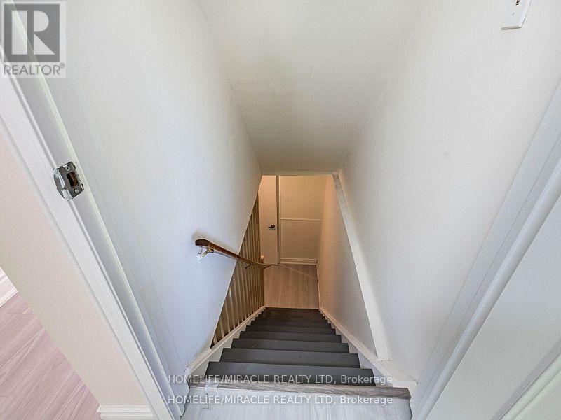 56 Philosophers Trail, Brampton, Ontario  L6S 4C9 - Photo 29 - W12441363