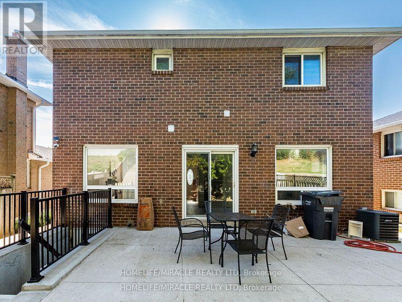56 Philosophers Trail, Brampton, Ontario  L6S 4C9 - Photo 45 - W12441363