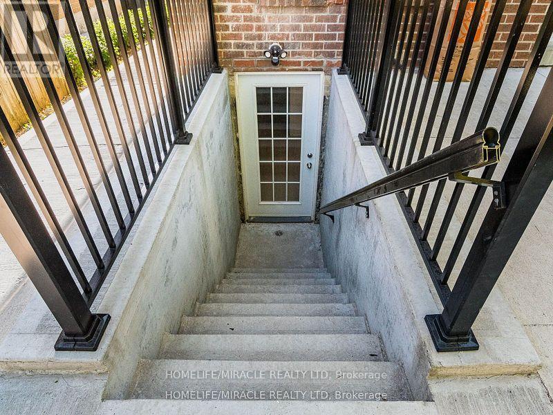 56 Philosophers Trail, Brampton, Ontario  L6S 4C9 - Photo 46 - W12441363