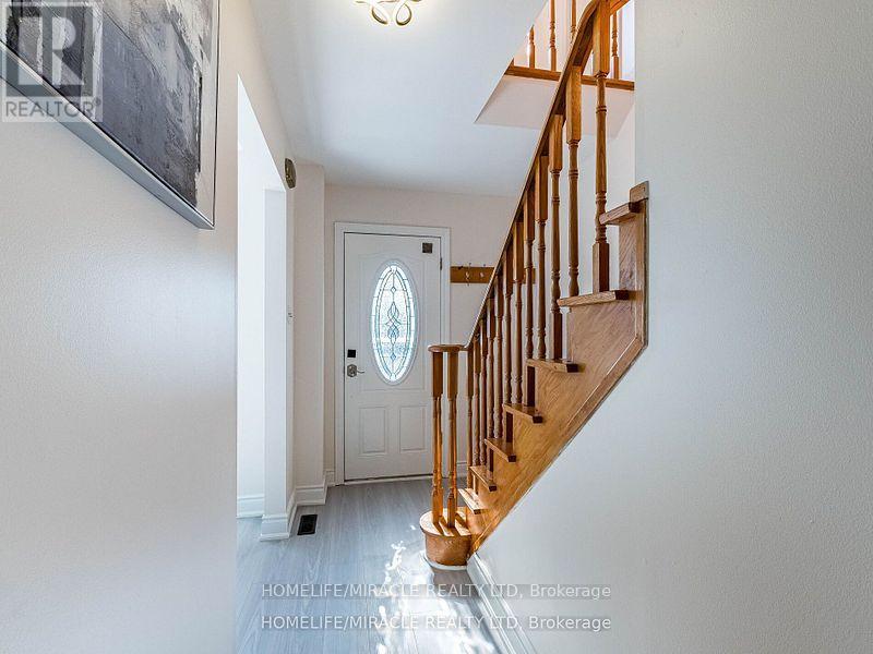 56 Philosophers Trail, Brampton, Ontario  L6S 4C9 - Photo 7 - W12441363
