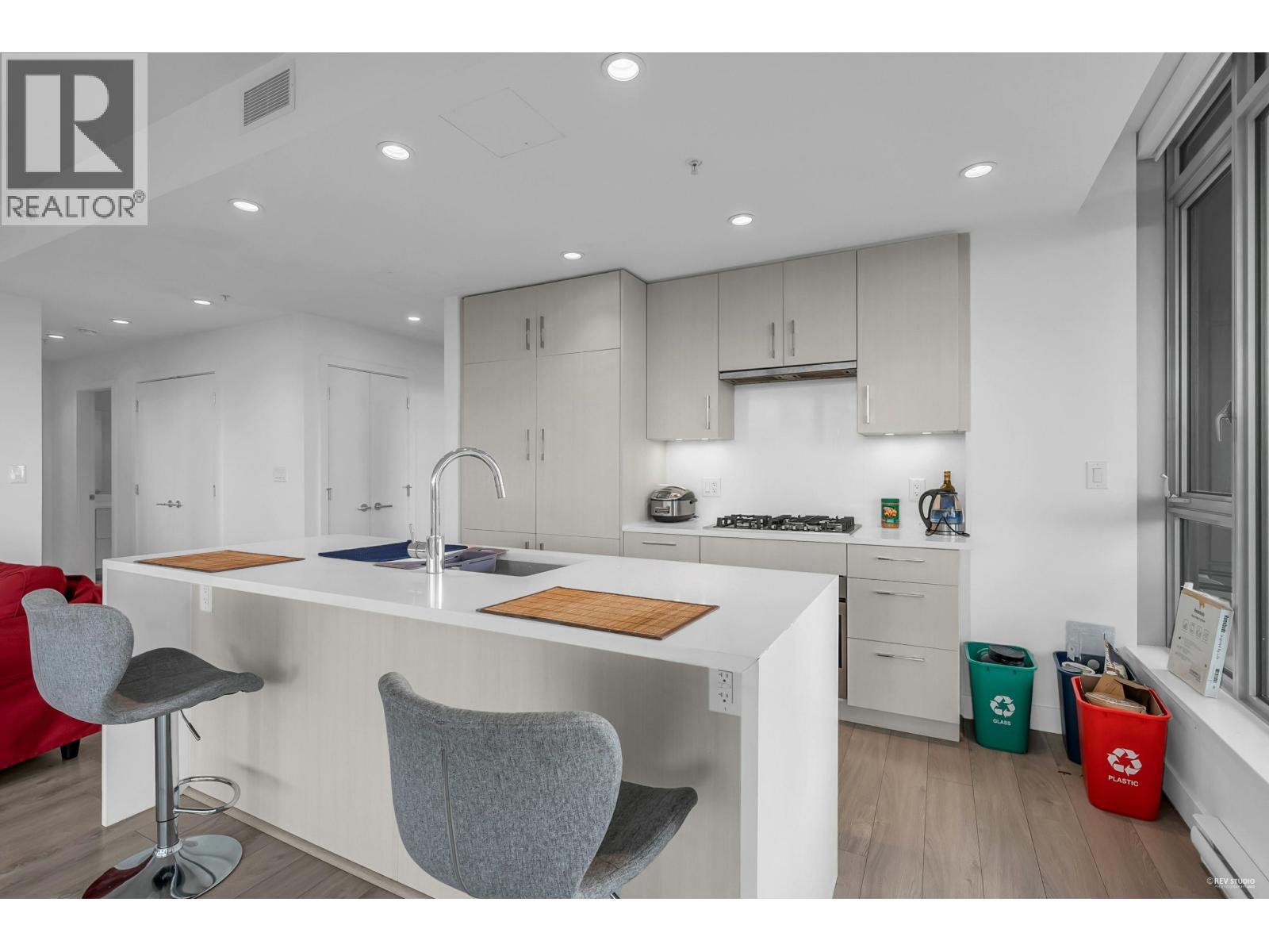 1702 518 Whiting Way, Coquitlam, British Columbia  V3J 0H7 - Photo 12 - R3053900