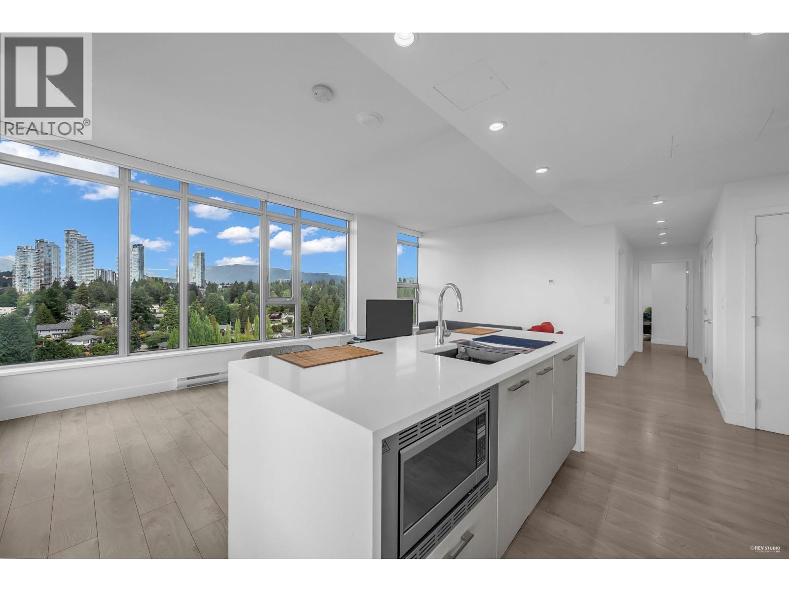 1702 518 Whiting Way, Coquitlam, British Columbia  V3J 0H7 - Photo 13 - R3053900