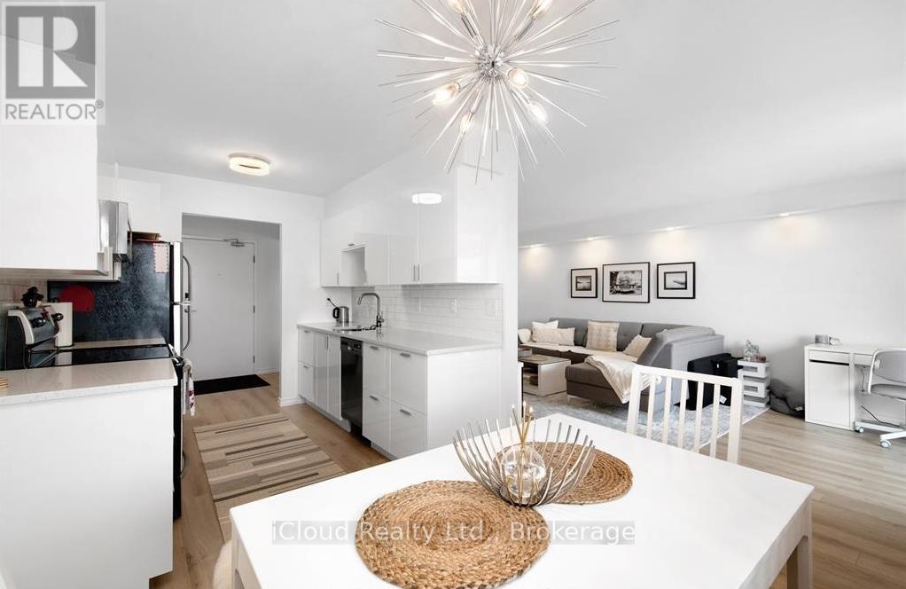 1807 - 150 Park Street W, Windsor, Ontario  N9A 7A2 - Photo 4 - X12441300