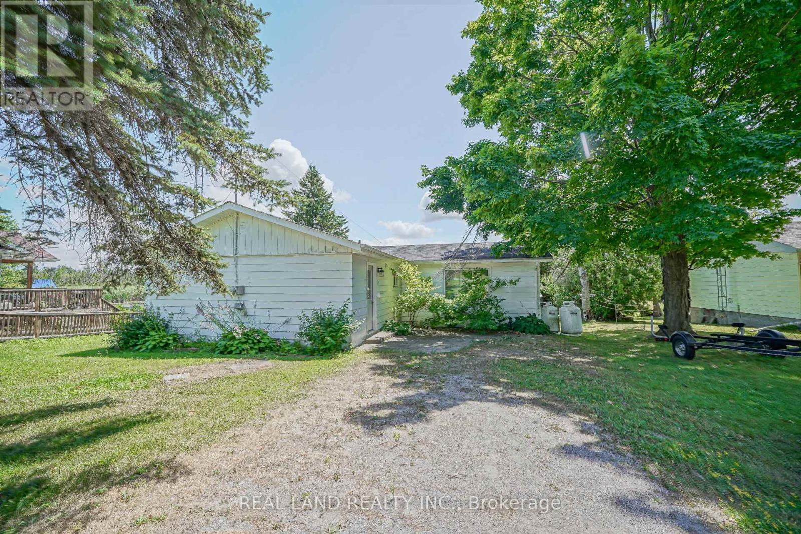 21 Marilyn Crescent, Kawartha Lakes, Ontario  K0L 1T0 - Photo 2 - X12441318