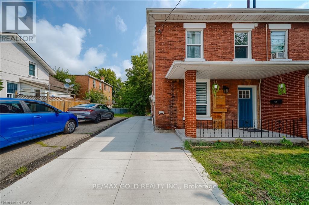 36 KERR STREET, Cambridge, Ontario