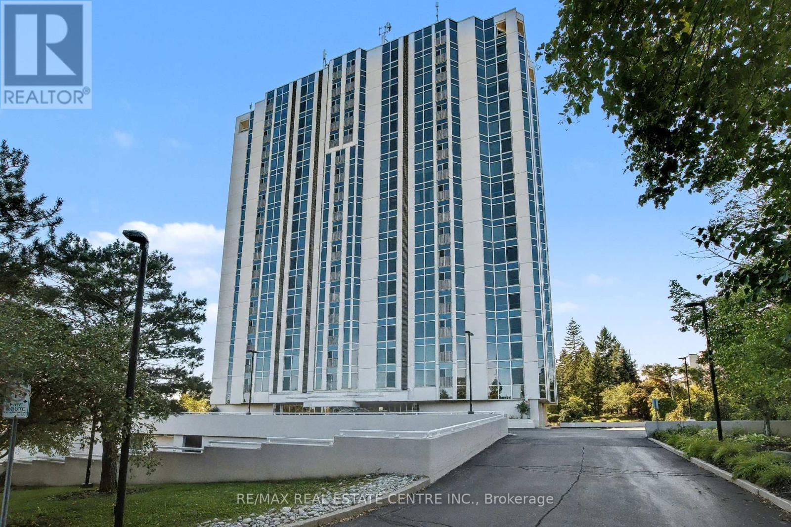 1801 - 190 Hespeler Road, Cambridge, Ontario  N1R 8B8 - Photo 2 - X12441365