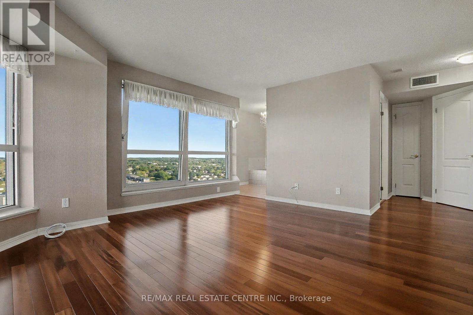 1801 - 190 Hespeler Road, Cambridge, Ontario  N1R 8B8 - Photo 24 - X12441365